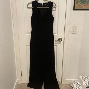 Lulus wide leg dee v jumpsuit- size L